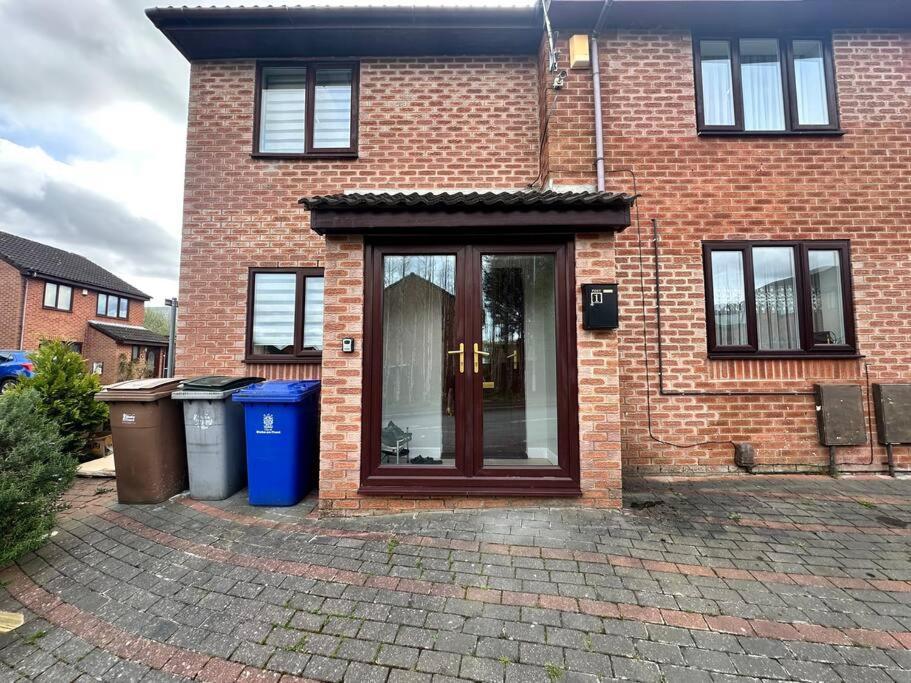 Sage House - City Centre Hanley, Alton Towers Stoke-on-Trent Exteriör bild